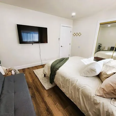 Holiday home Gorgeous Newly Remodeled House Near Beach/disneyland Garden Grove